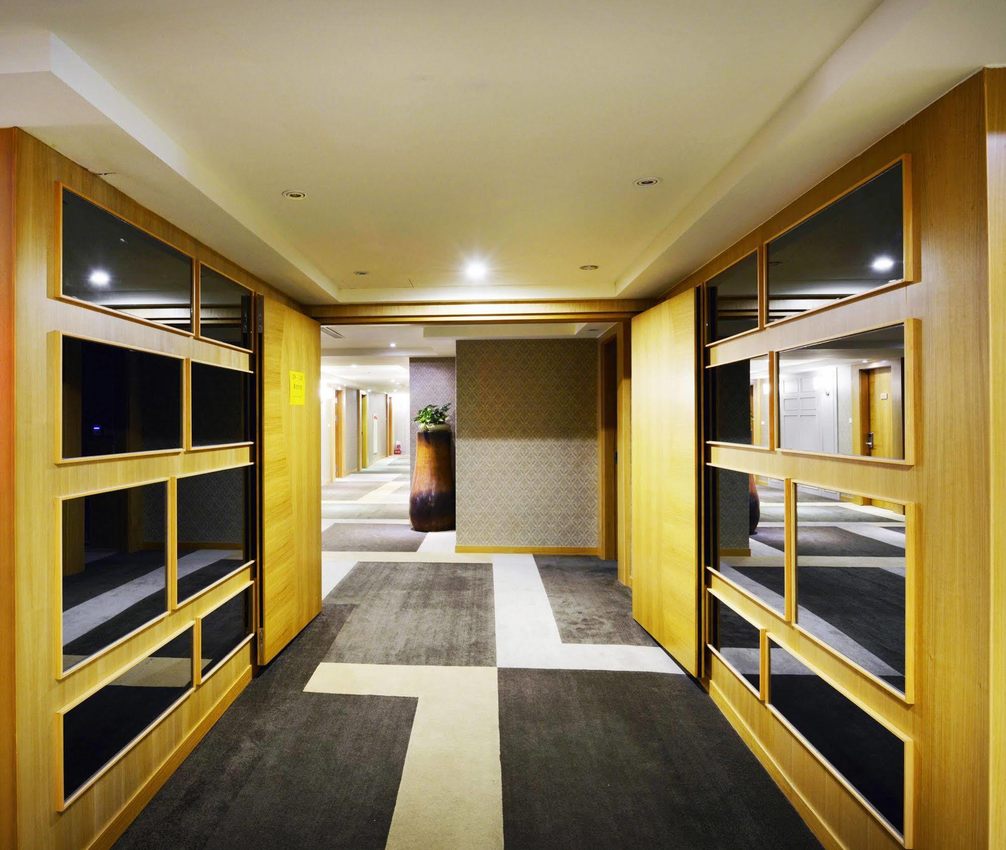 Apollo Hotel Puli Kültér fotó