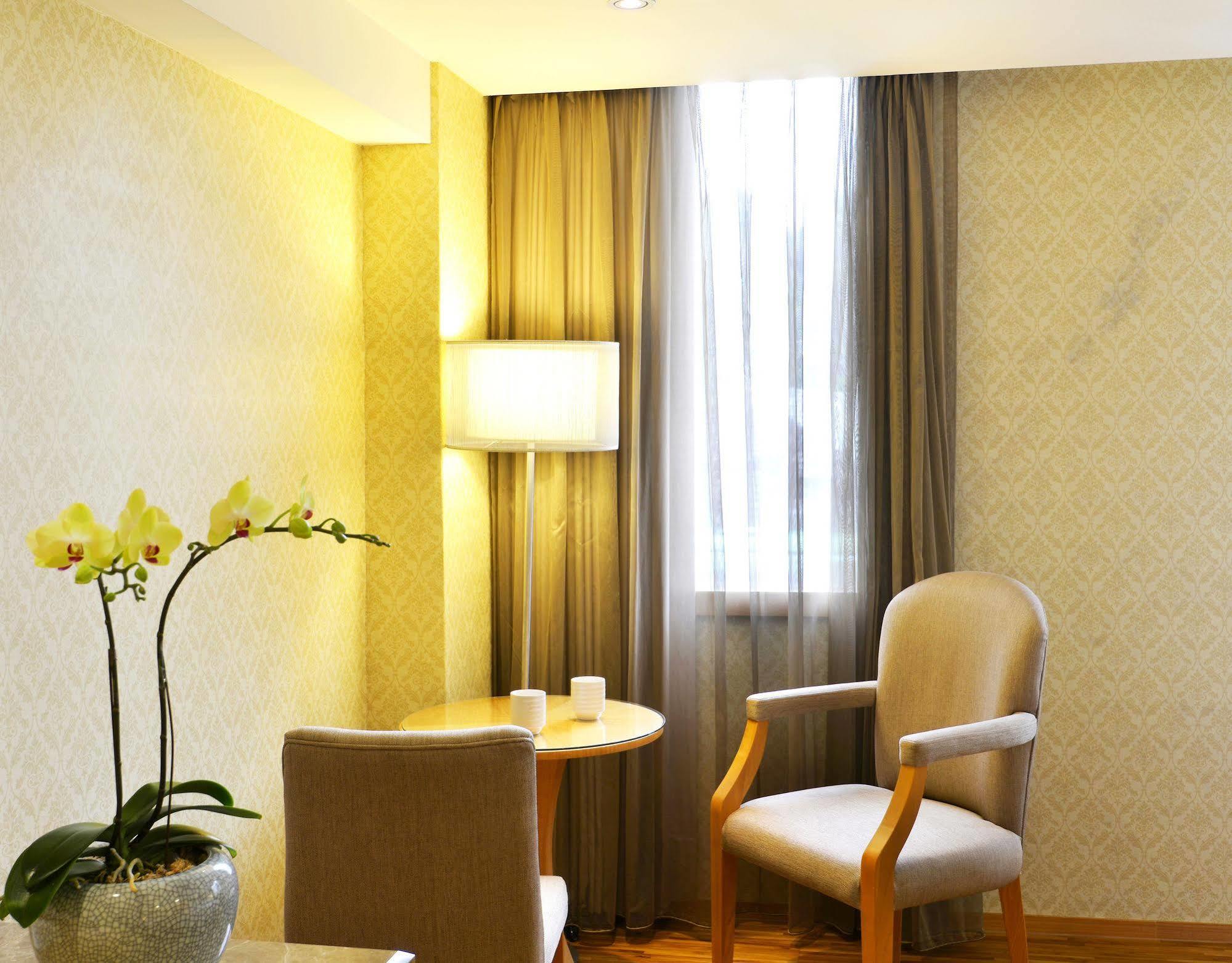 Apollo Hotel Puli Kültér fotó
